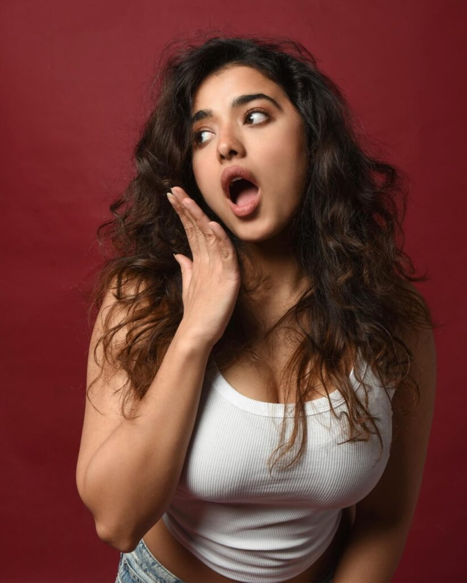 Ketika-Sharma-4-821x1024