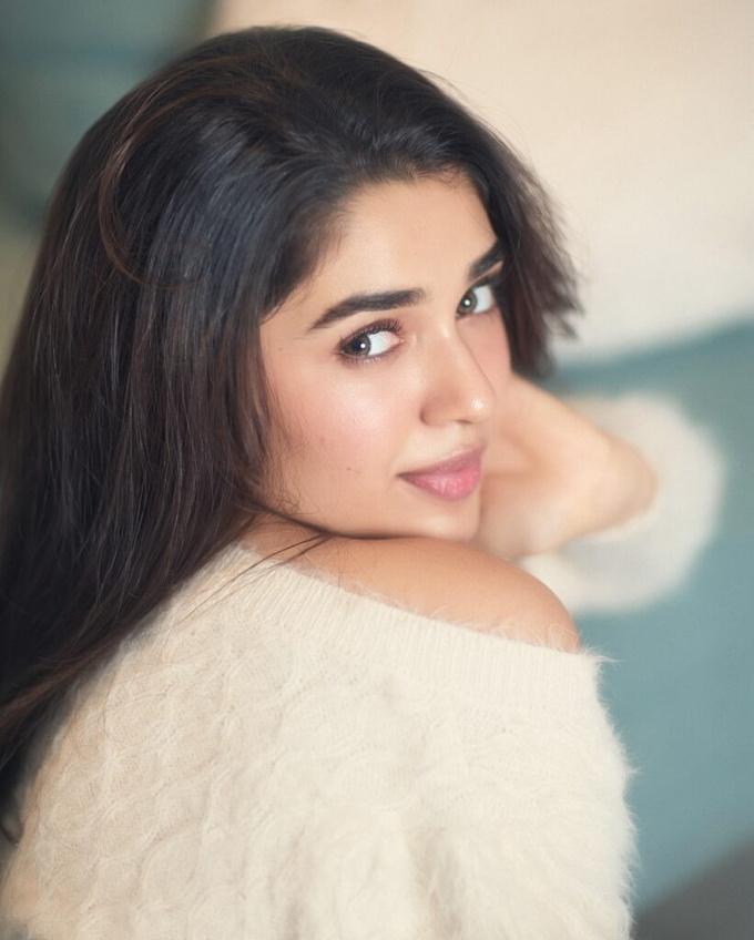 Krithi-Shetty-3-821x1024